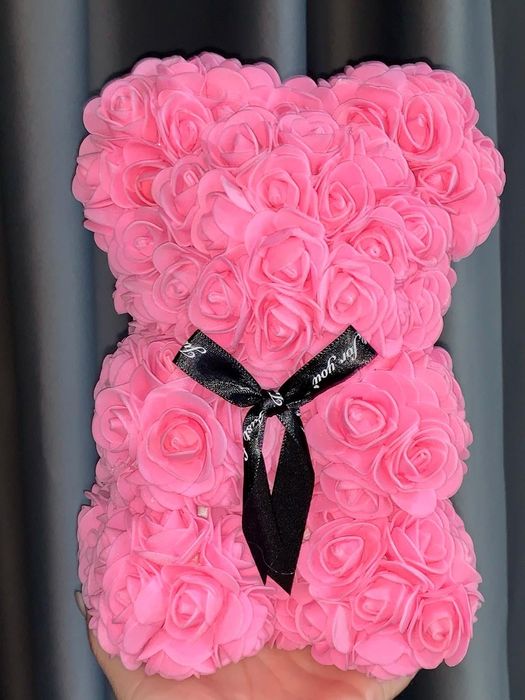 Ursulet din Trandafiri 25cm cu Flori de Spuma