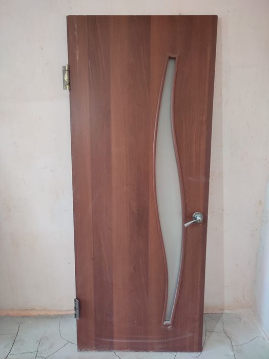 Двери  межкомнатные (в дар)