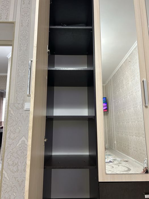 Продам шкаф жақсы жағдайда !!!