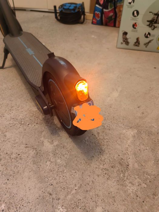 Тротинетката Ninebot kick scooter