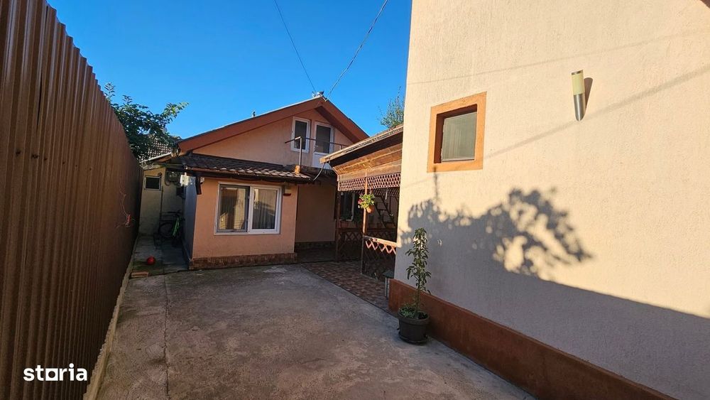 Vânzare proprietate unică – 2 case în aceeași curte, Valu lui Traian