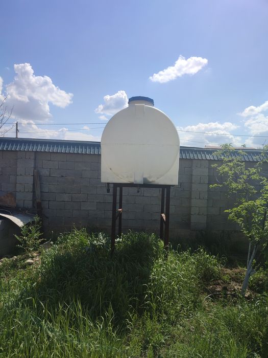 Поливная бочка 2  тонны