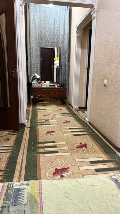 4/1/5 (1 этаж). Сергели 4. Квартира 92 м², дом панельный