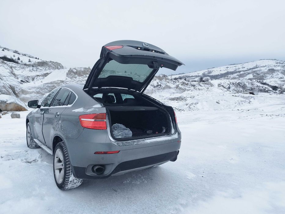 Продава се БМВ Х6 2011