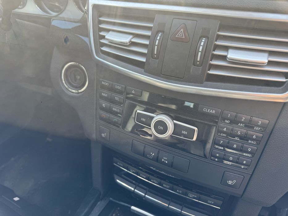 Черен кожен салон с подгрев и памет за Mercedes W212 комби