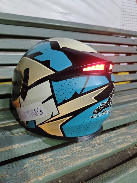 Мотошлем б/у 100минг сум