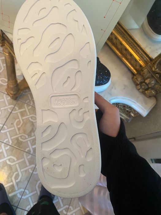 Vand alexander mcqueen noi