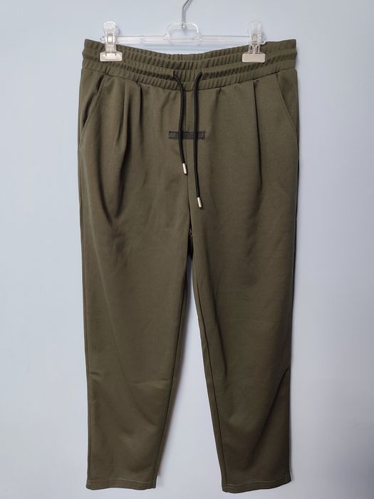 Pantaloni trening Essentials mărimea L