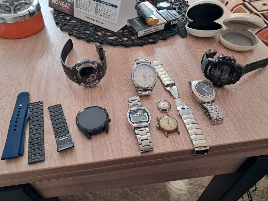 Продавам мъжки ръчен часовник Vacheron Constantin. Часовникът е със ст