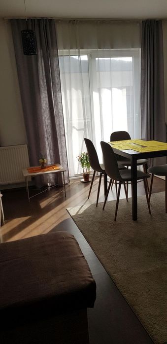 Ap 2 camere cu parcare langa parcul Poligonului