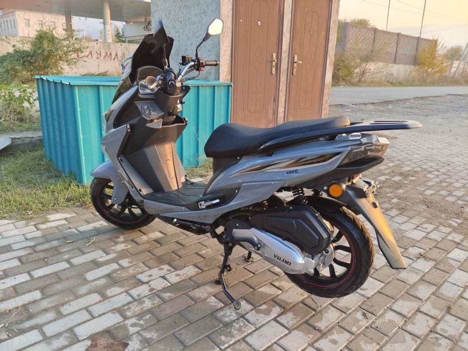 Продам мопед MAKSI 150 кубов