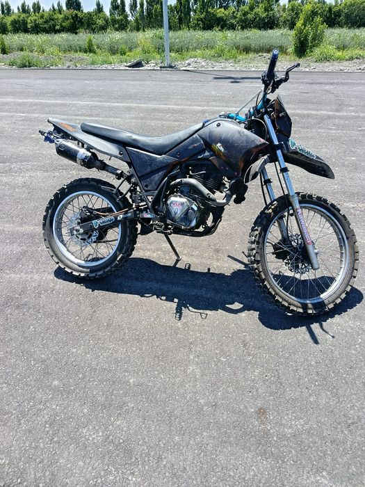 Enduro kross 250 kub