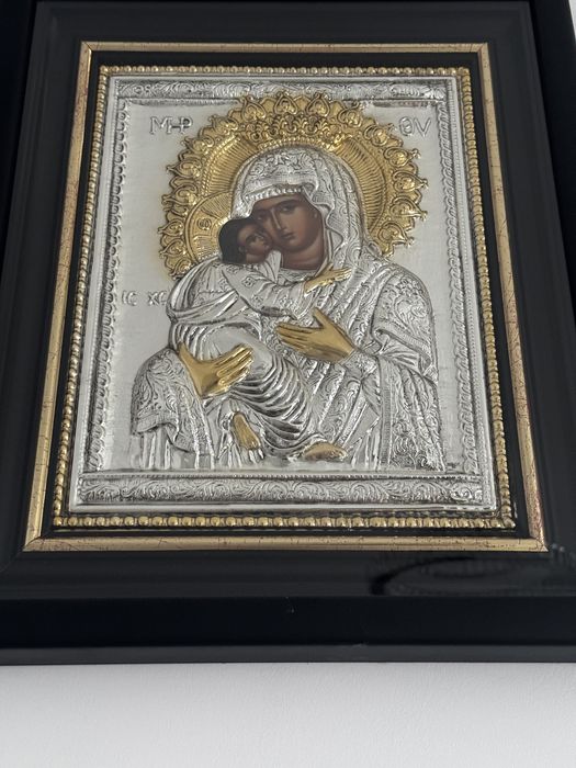 Icoana Maica Domnului argintata