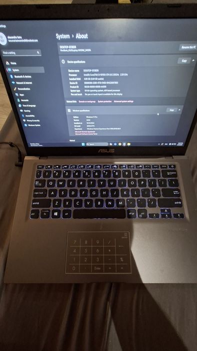 Laptop Asus 14", Intel I3, 4Gb RAM, 256 Gb SSD