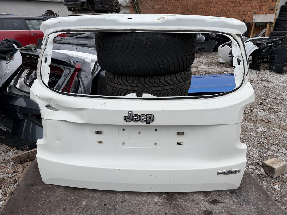 Капак Jeep Renegade