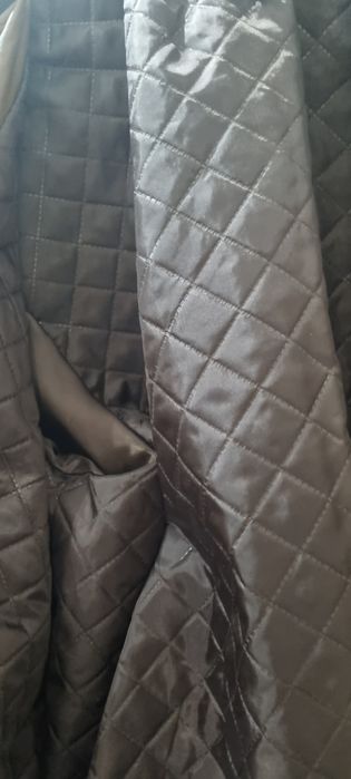 Vând geaca  barbati din PIELE  NATURALA  100%