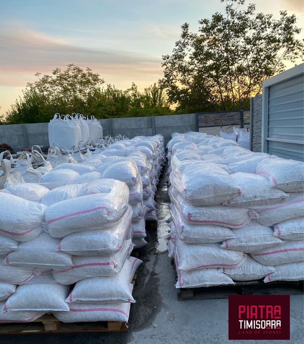 Promotie la pietrisul decorativ tip mozaic la sac de 50 kg