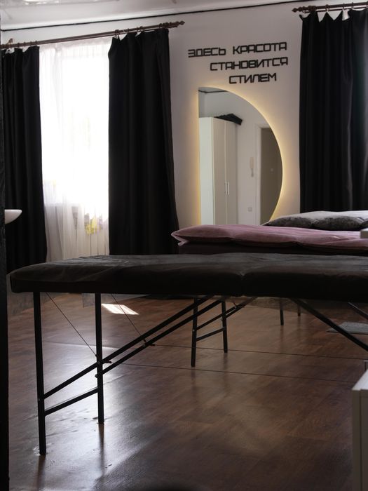 Сдается место в студии красоты BEAUTY ZONE