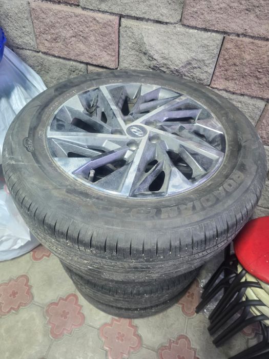 Диски с резиной 235/60R18