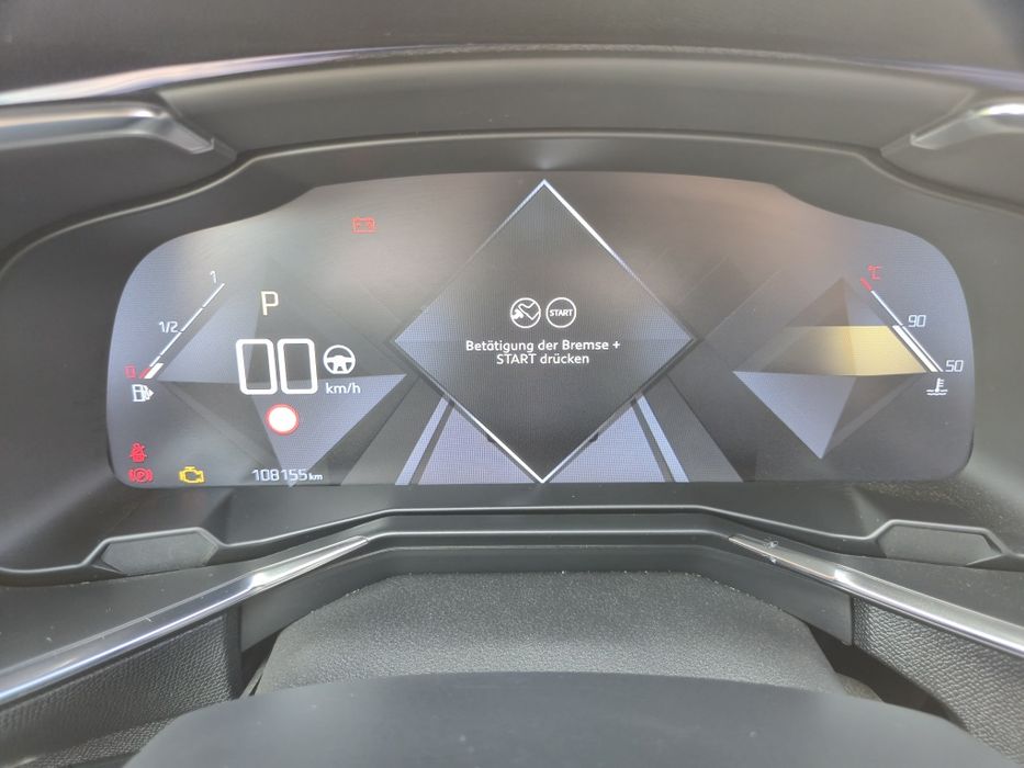DS 7 Crossback 1.6 PureTech 225 CP – Full Option – Night Vision – Suspensie Activă – Germania