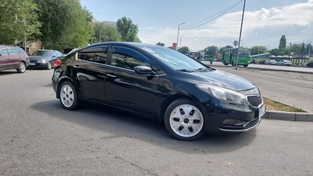 Продам диски оригинал R17