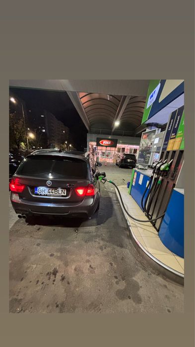 Vand Bmw e 91 ,masina cu un aspect deosebit