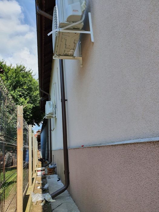 Montaj aer conditionat, igienizare, încărcare freon, reparații Montaj