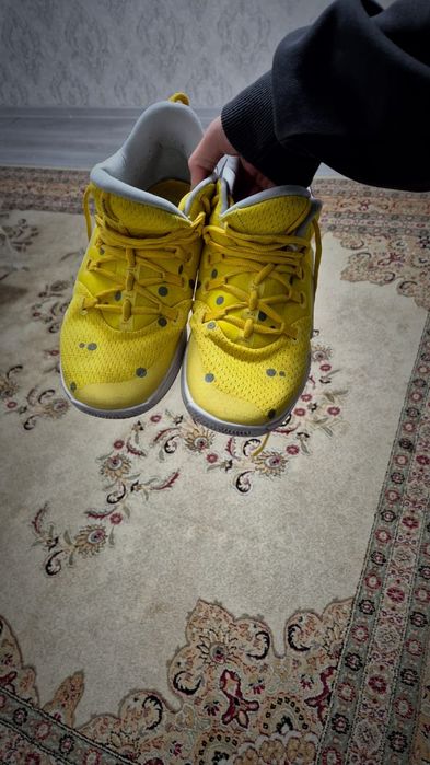 Hyperdunk Sponge Bob