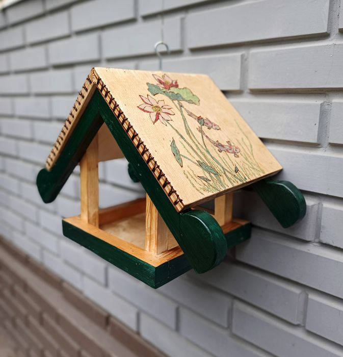 Кормушка для птиц