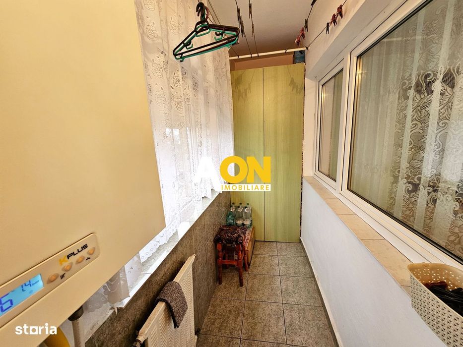 Apartament 2 camere, mobilat, utilat, etaj 3, cu boxa si parcare
