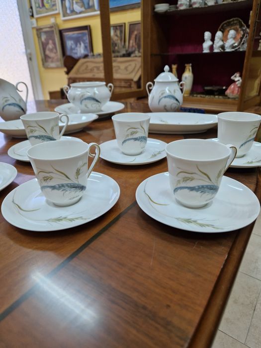 Рядък антикварен френски сервиз за кафе ROYALE D'ARTOIS LIMOGES