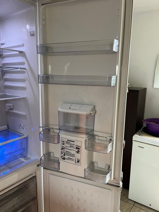 Combina frigorifica beko