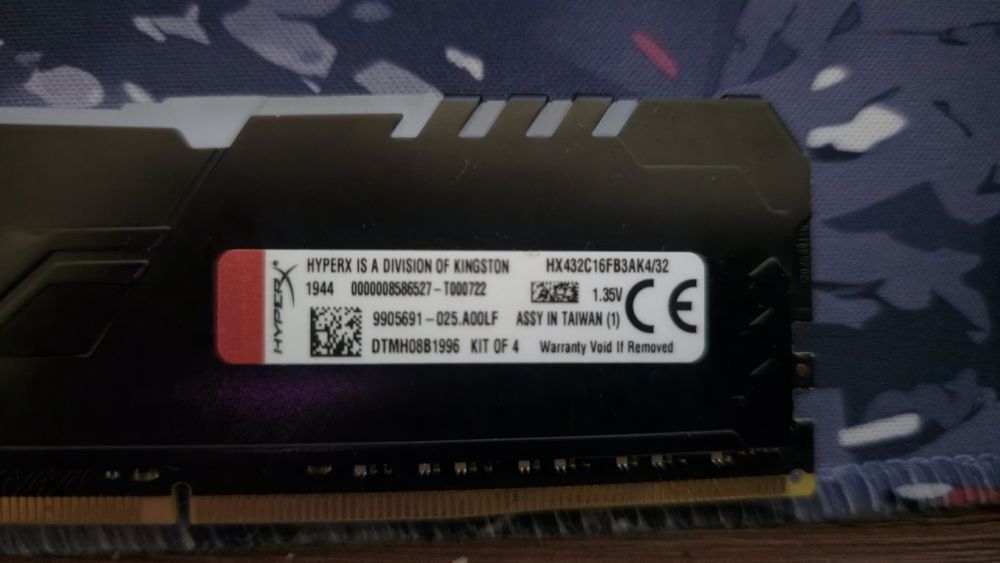 Оперативная память Kingston HyperX 16 Gb