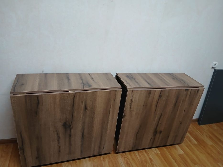 Продам стол книжка
