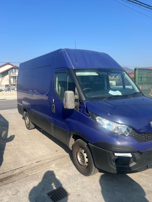 Dezmembrez Iveco 3.0 E6 210 cp