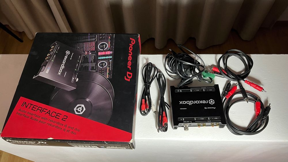Interfata audio Rekordbox INTERFACE 2