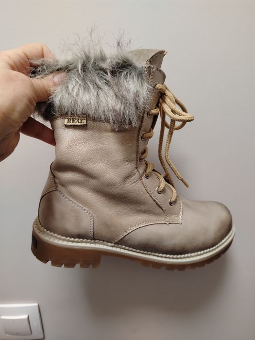 Боти зимни номер 39 от естествена кожа с топла подплата, в отлично със