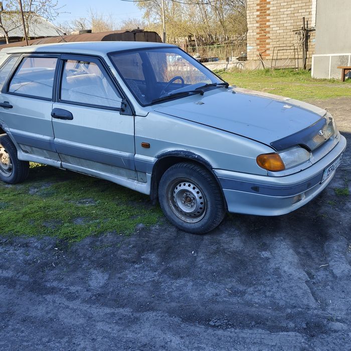 Продам ваз 2115 авто находу