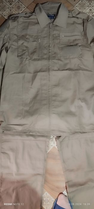 Продам спецовку для охраника