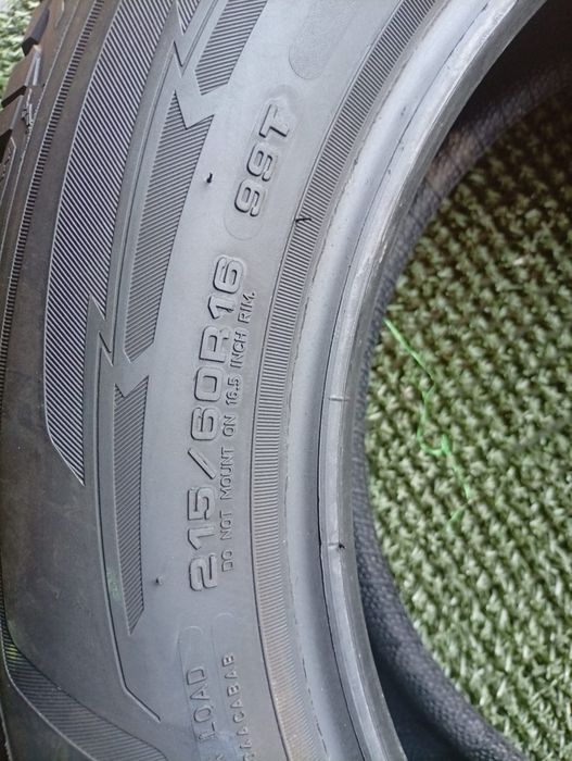 215 60 16 Goodyear m+s 2023