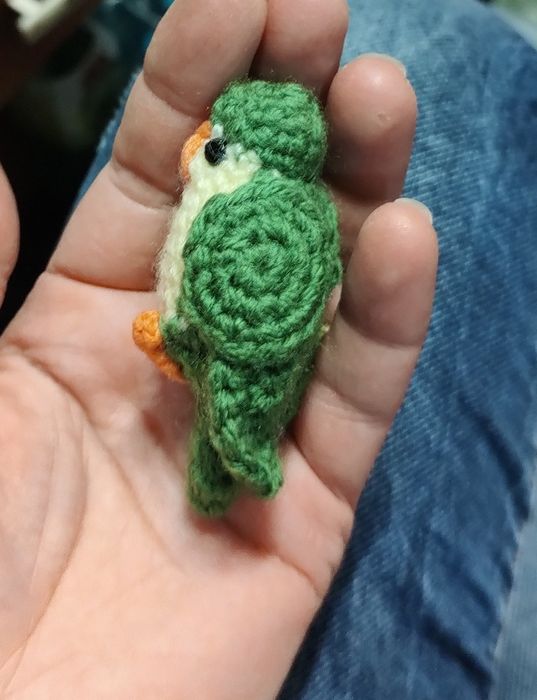 Багер плетен,Папагалчета цветни плетени