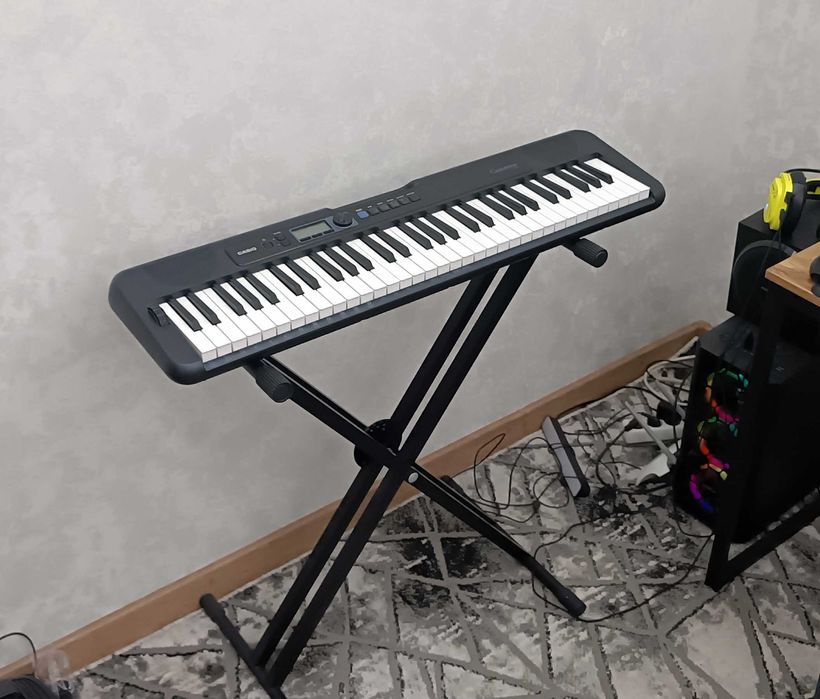 CASIO CT-S300 sintezatori sotiladi