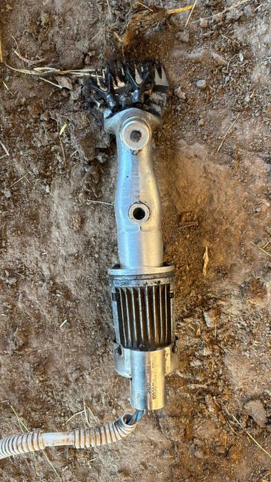 Машинка қойдын жүнін алатын