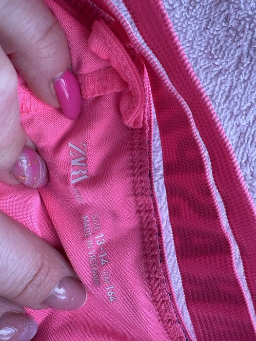 Пола панталонZara/Къси панталони Nike