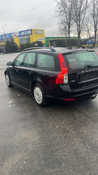 Masina Volvo V50