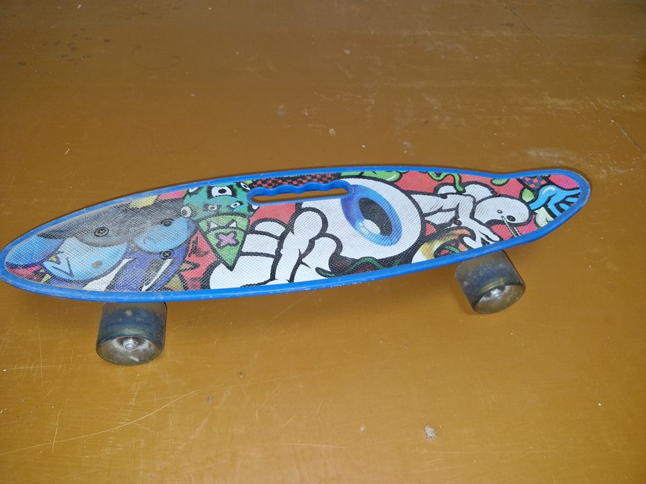 Продам скейтборд