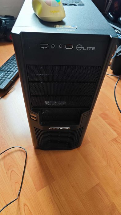 Десктоп компютър i3, 16gb ram, 120gb+1000gb, 500w