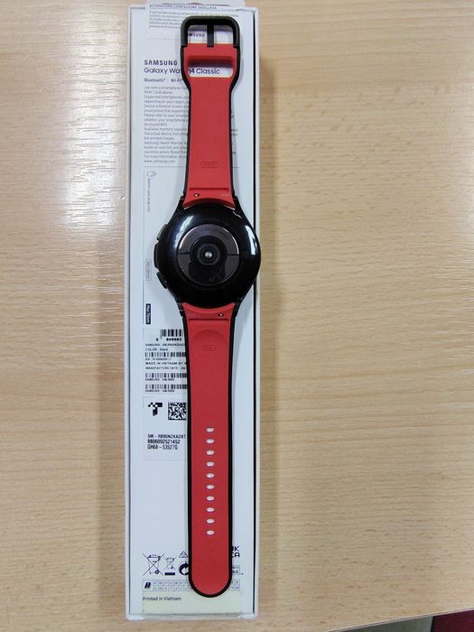 Ceas Samsung Galaxy Watch 4 classic 46 mm și curea Two tone Sport Band M/L