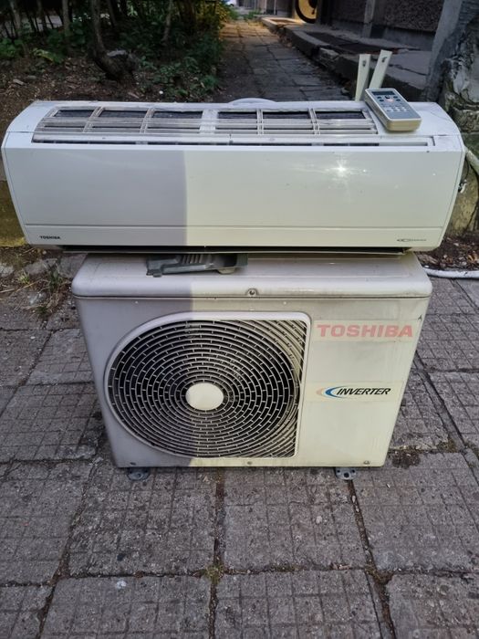 Климатик Toshiba RAS-107SAV-E3 – комплект, напълно работещ