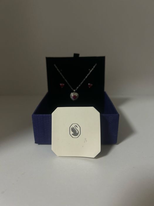 Набор кулон и серьги Swarovski
